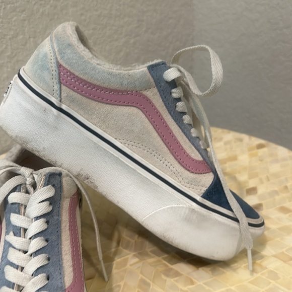 Vans suede sneakers men’s 4 , women’s 5.5 - Picture 9 of 11